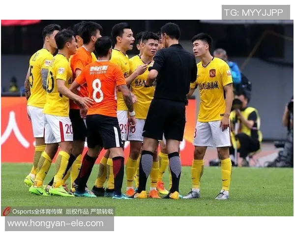 恒大主场惨败,连续四轮不胜!球迷呼吁队伍做出调整来提升战绩