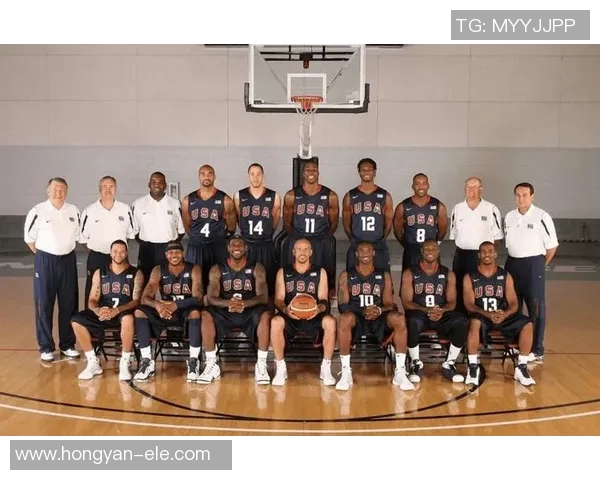 科比代表湖人队入选NBA名人堂,球迷热泪盈眶致敬传奇巨星 科比代表湖人队入选NBA名人堂,球迷热泪盈眶致敬传奇巨星