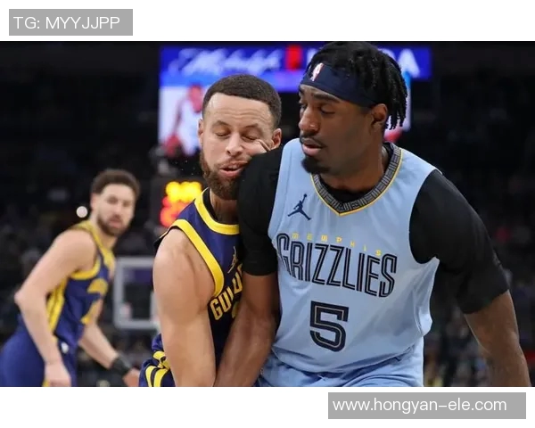 勇士队球员集体爆发，球队战绩逐渐回升