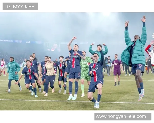 巴黎圣日耳曼引进国米后卫,助力强化防线阵容 巴黎圣日耳曼引进国米后卫,助力强化防线阵容